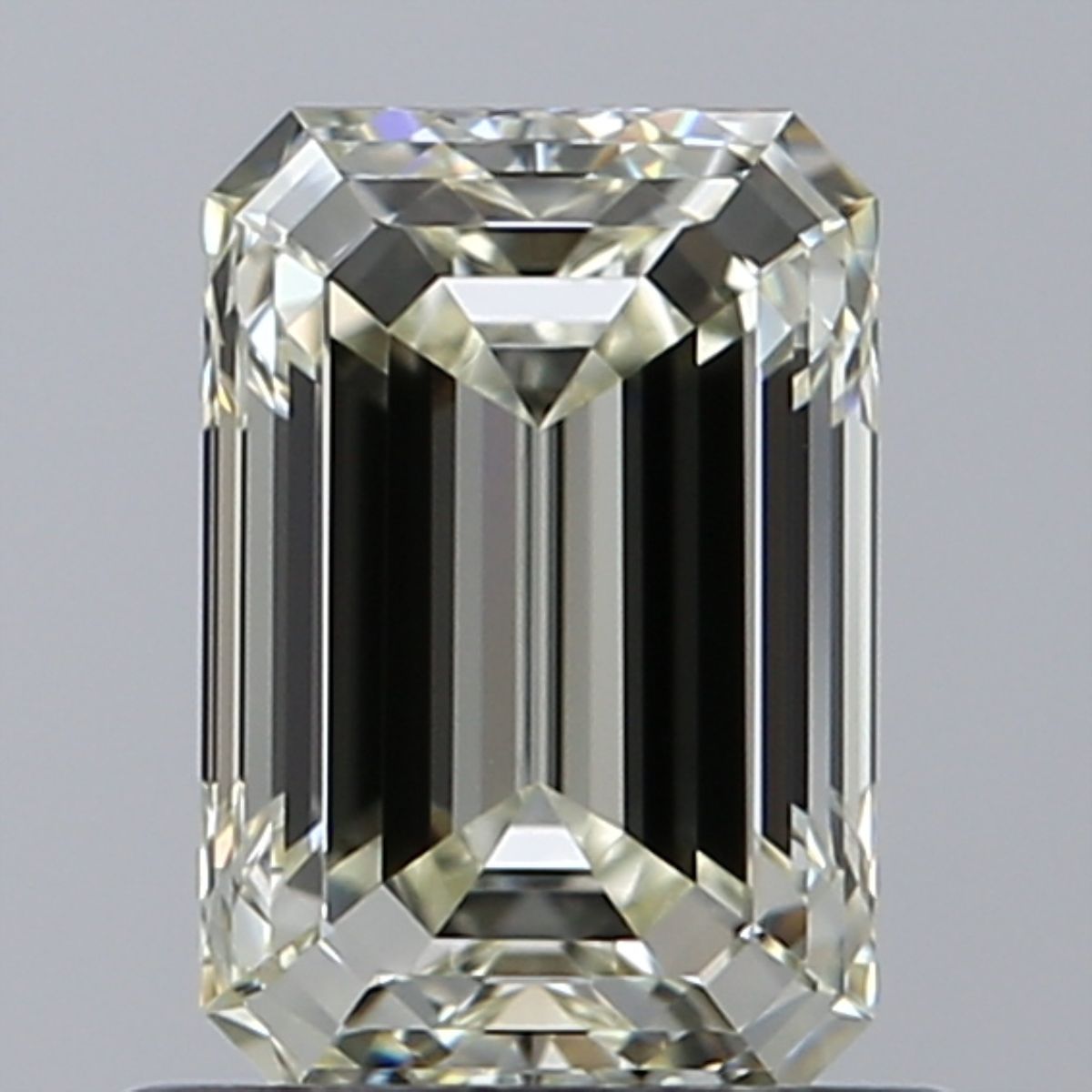 Diamond Natural 0,9Ct K-VVS1 Emerald - IGI587300108