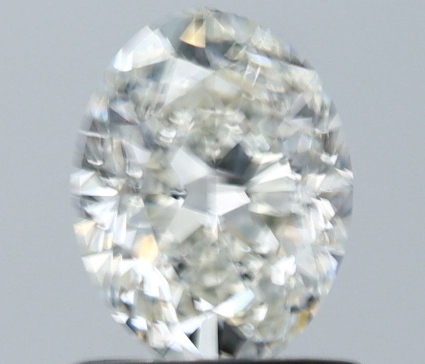 Diamond Natural 0,9Ct H-VVS1 Oval - IGI746530876