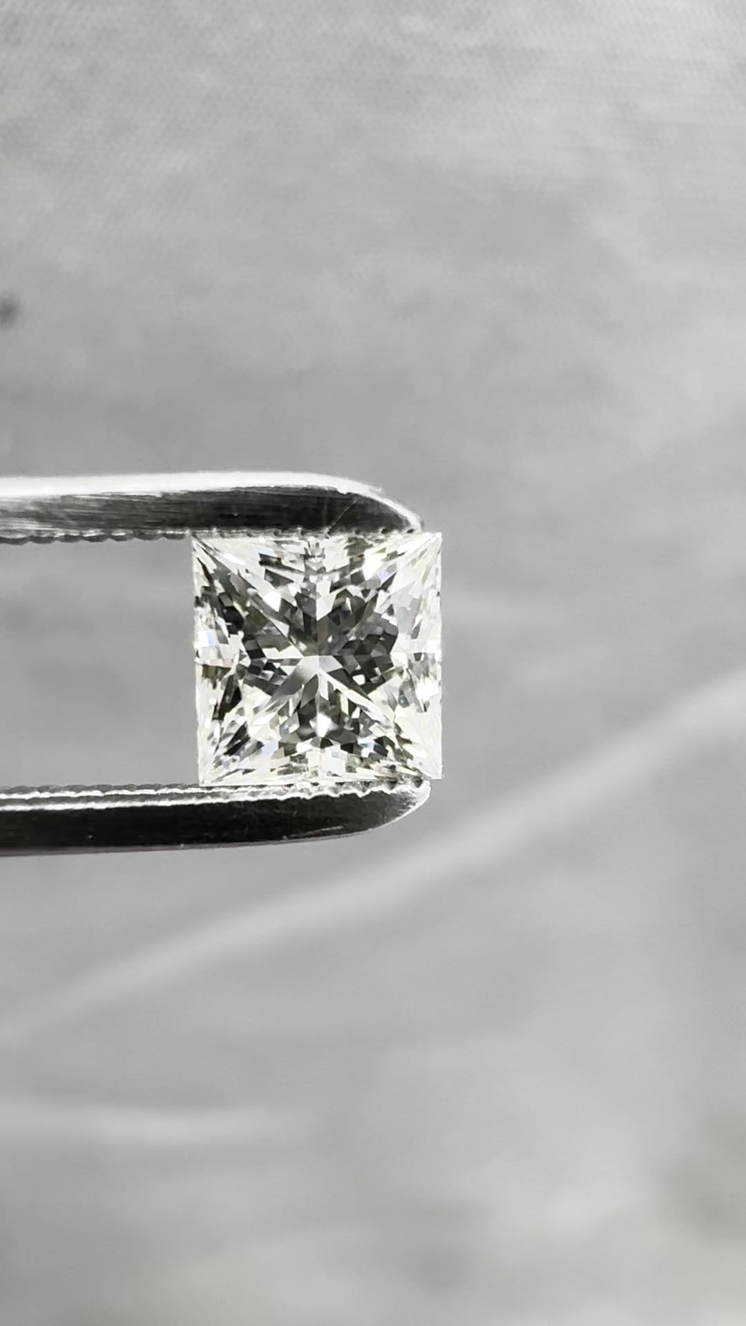 Diamond Natural 0,68Ct J-VVS2 Princess - GIA1236581593