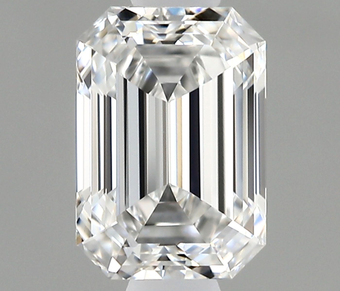 Diamond Natural 0,73Ct F-VVS1 Emerald - GIA6541510134