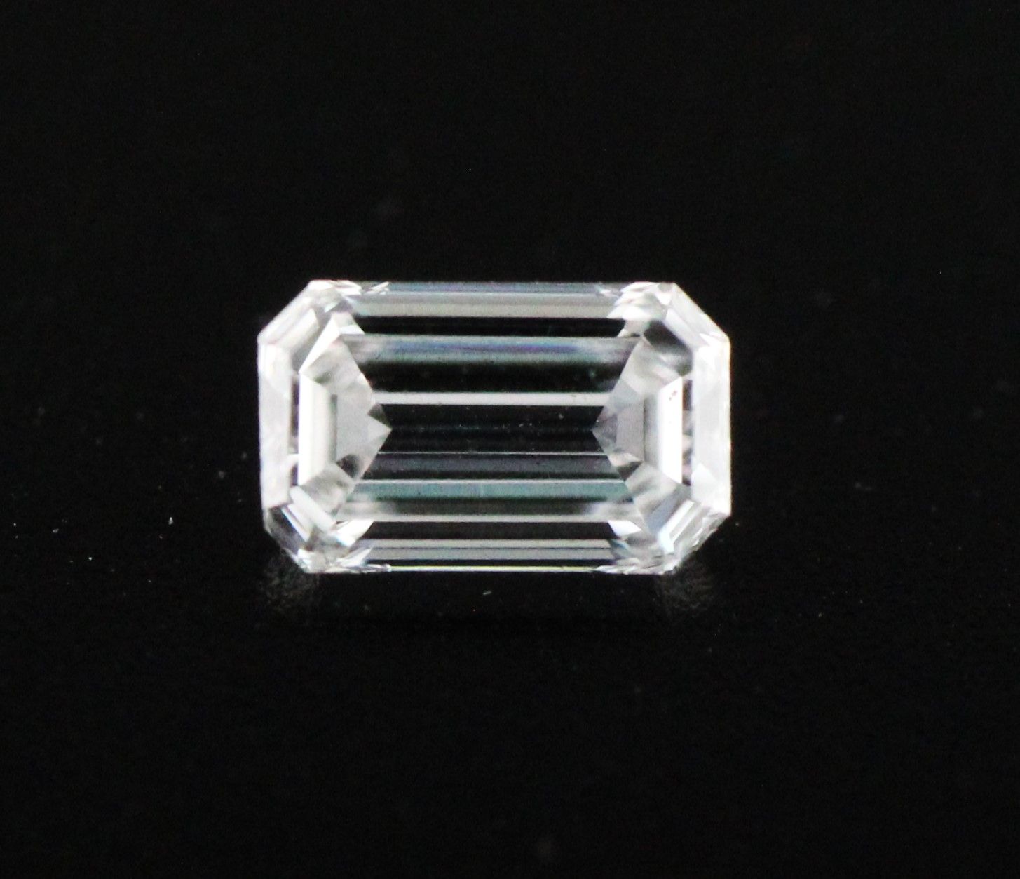 Diamond Natural 0,31Ct D-VS1 Emerald - GIA7428805411