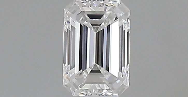 Diamond Natural 0,31Ct E-VVS2 Emerald - GIA6532524184