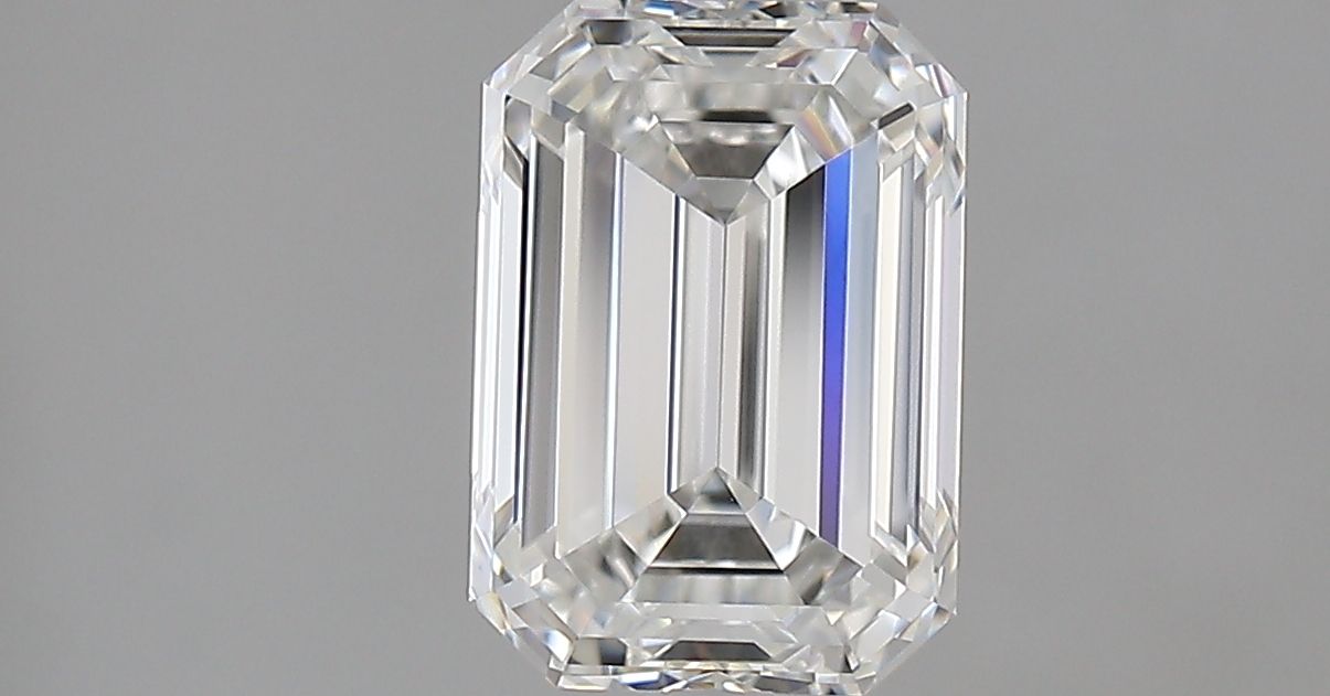 Diamond Natural 1,7Ct F-VVS2 Emerald - GIA3545132704