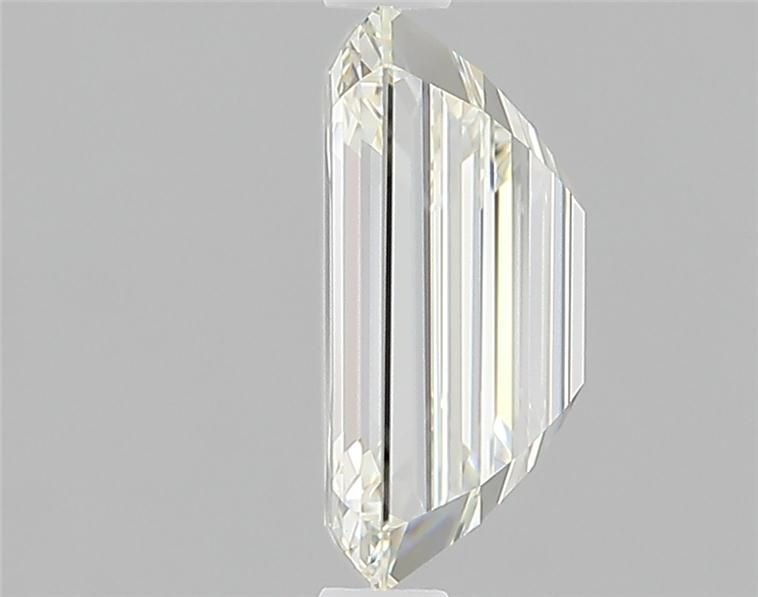 Diamond Natural 1,7Ct J-VVS2 Emerald - IGI528227674