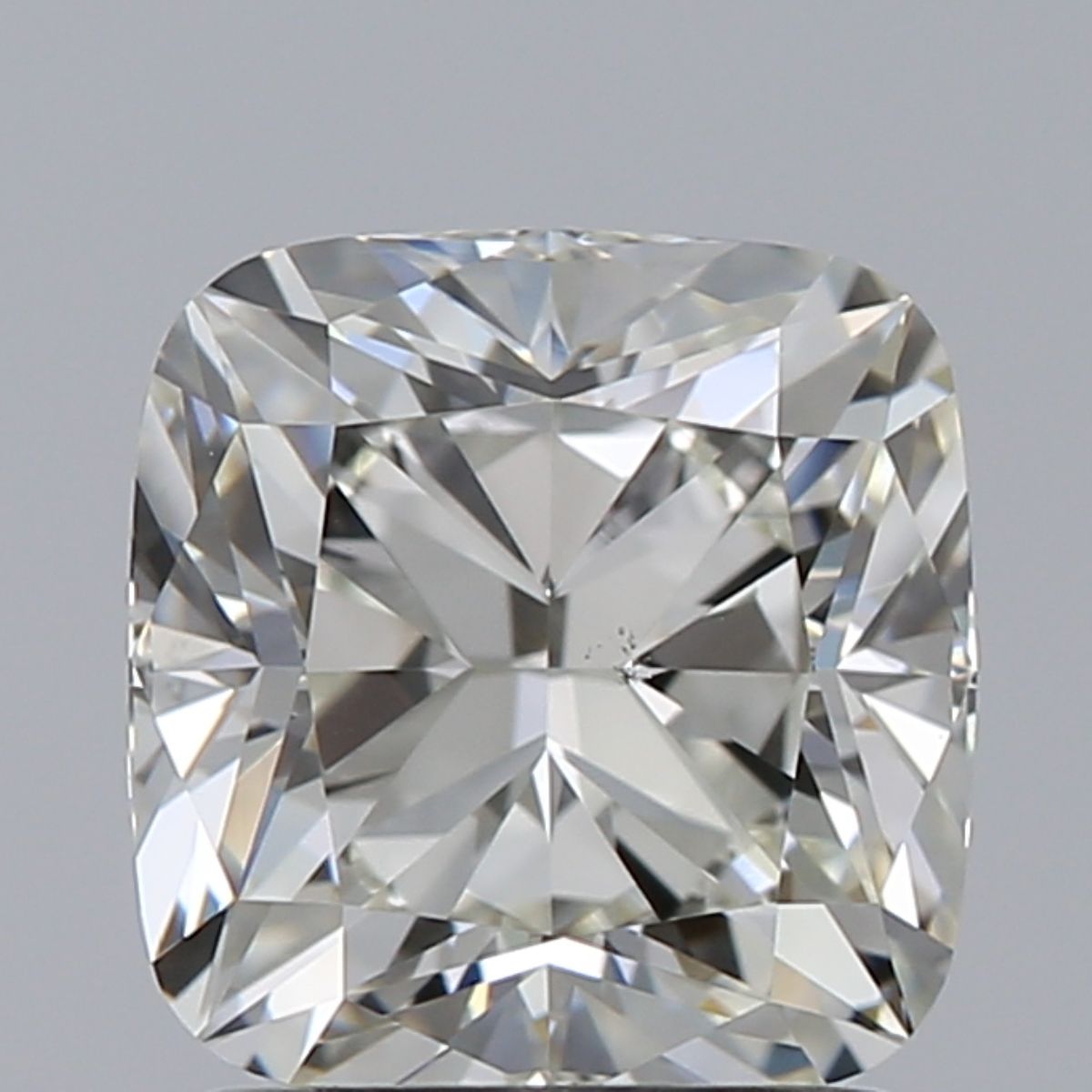 Diamond Natural 1,55Ct J-SI1 Cushion - GIA6452554551
