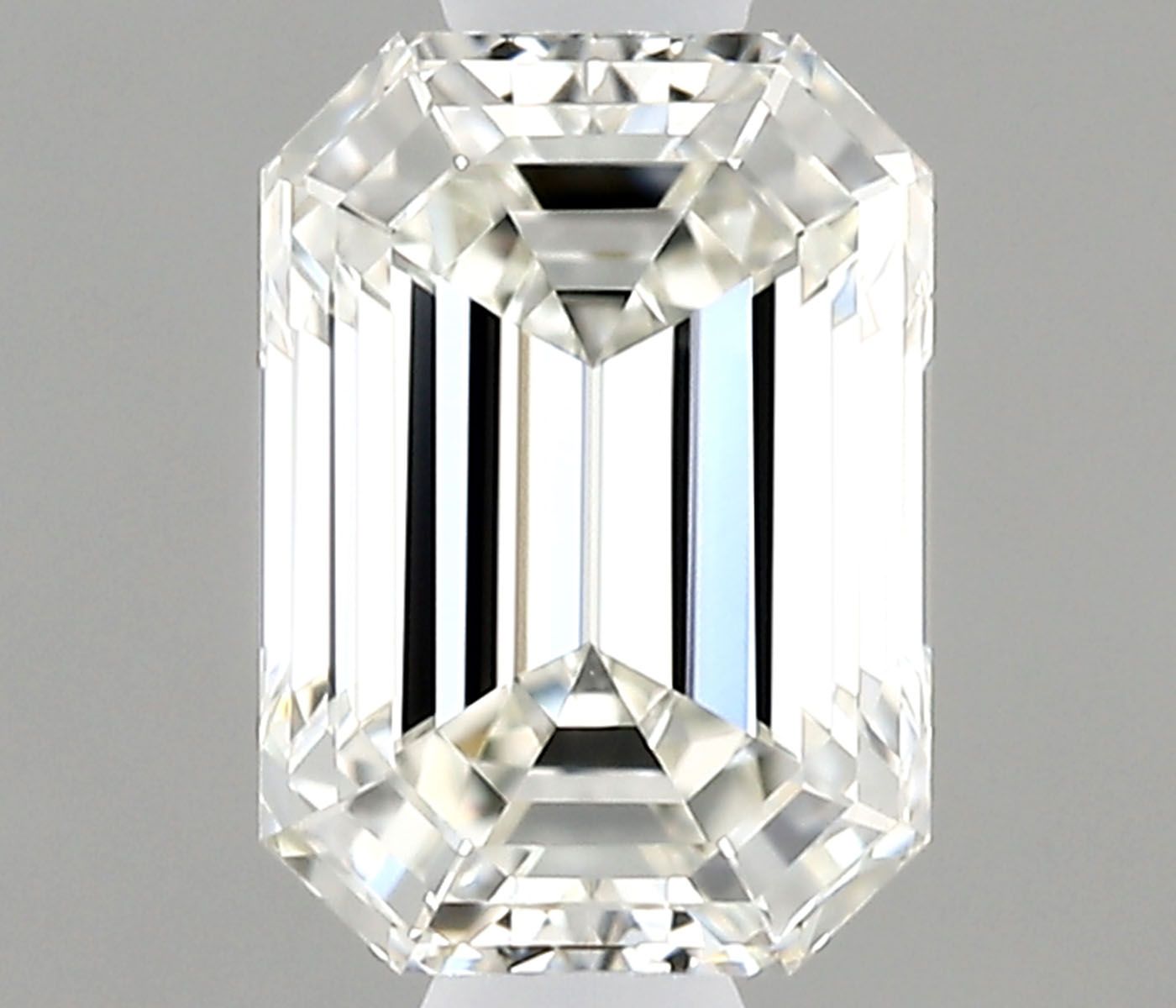 Diamond Natural 0,82Ct H-VVS1 Emerald - IGI774682877
