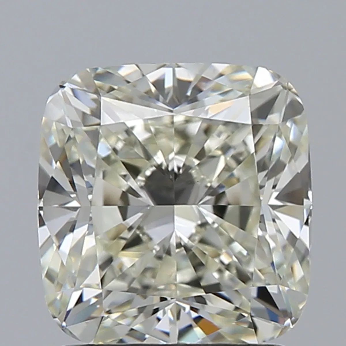 Diamond Natural 1,71Ct L-VS1 Cushion - GIA2221655293