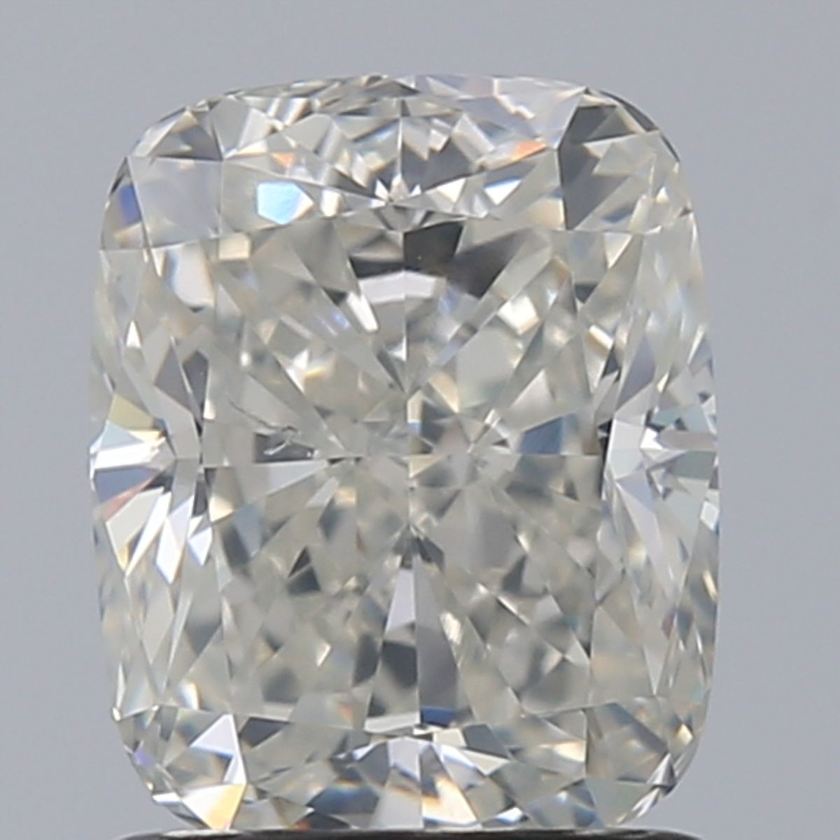 Diamond Natural 1,7Ct J-SI1 Cushion - GIA6432216974