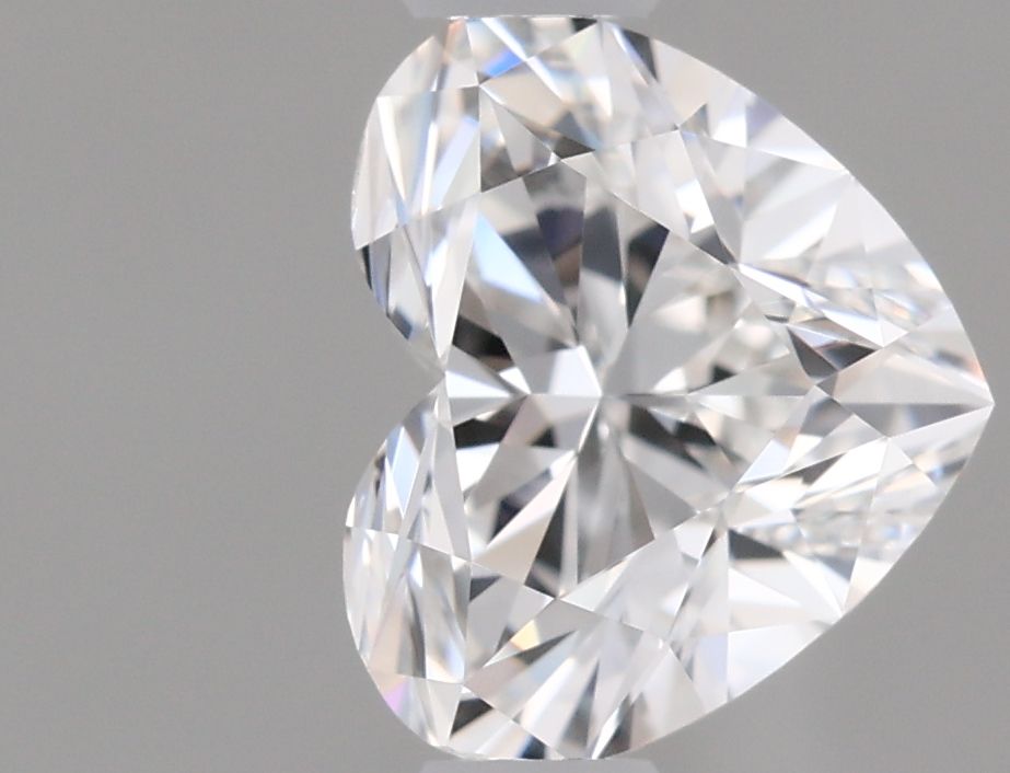 Diamond Natural 0,6Ct F-VS2 Heart - GIA2546371675