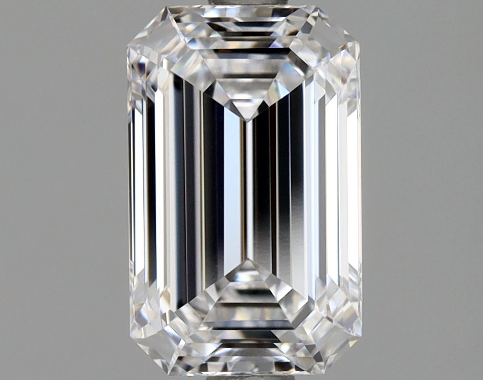 Diamond Natural 1,5Ct D-VVS2 Emerald - GIA7541130379