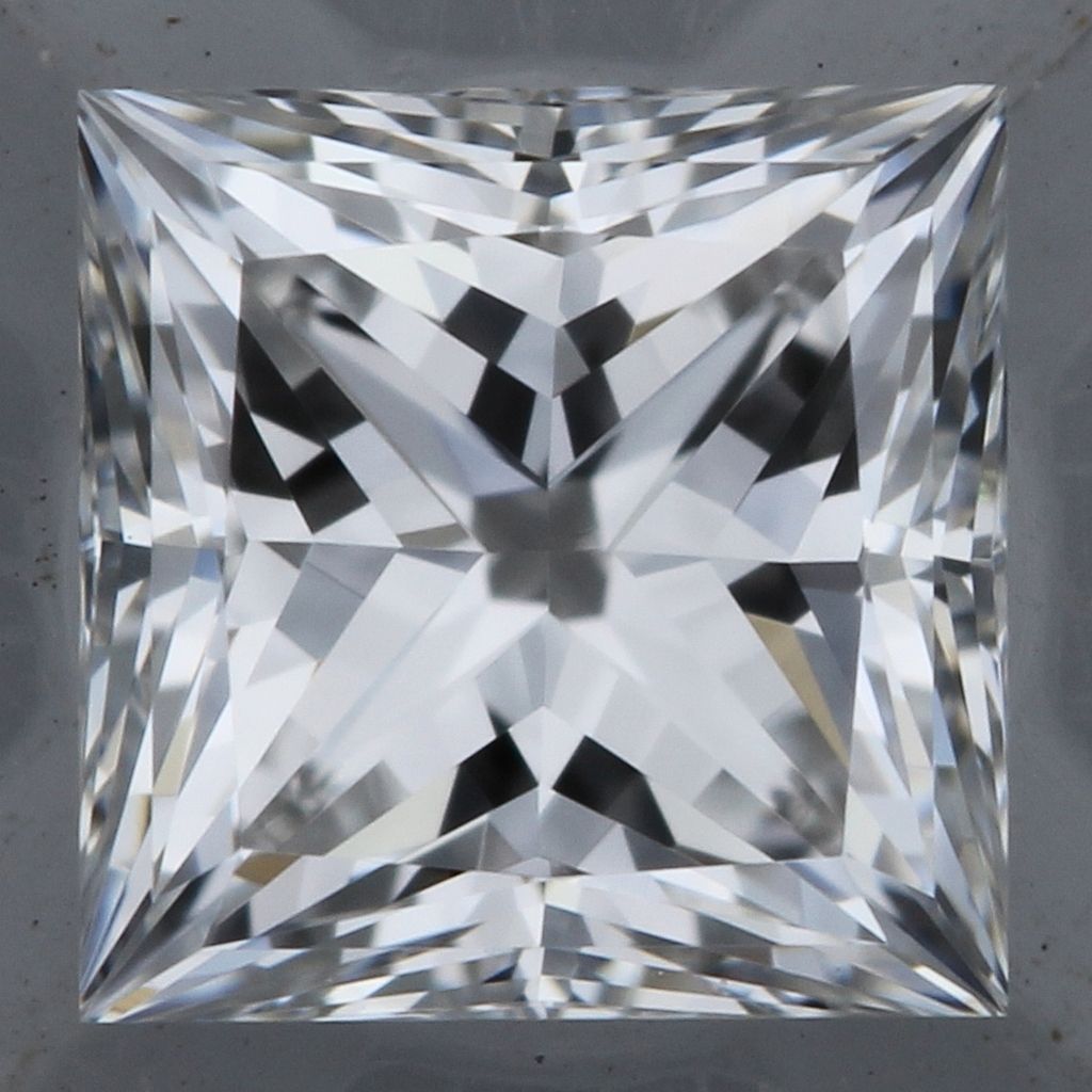 Diamond Natural 0,31Ct D-VS1 Princess - GIA6452207680